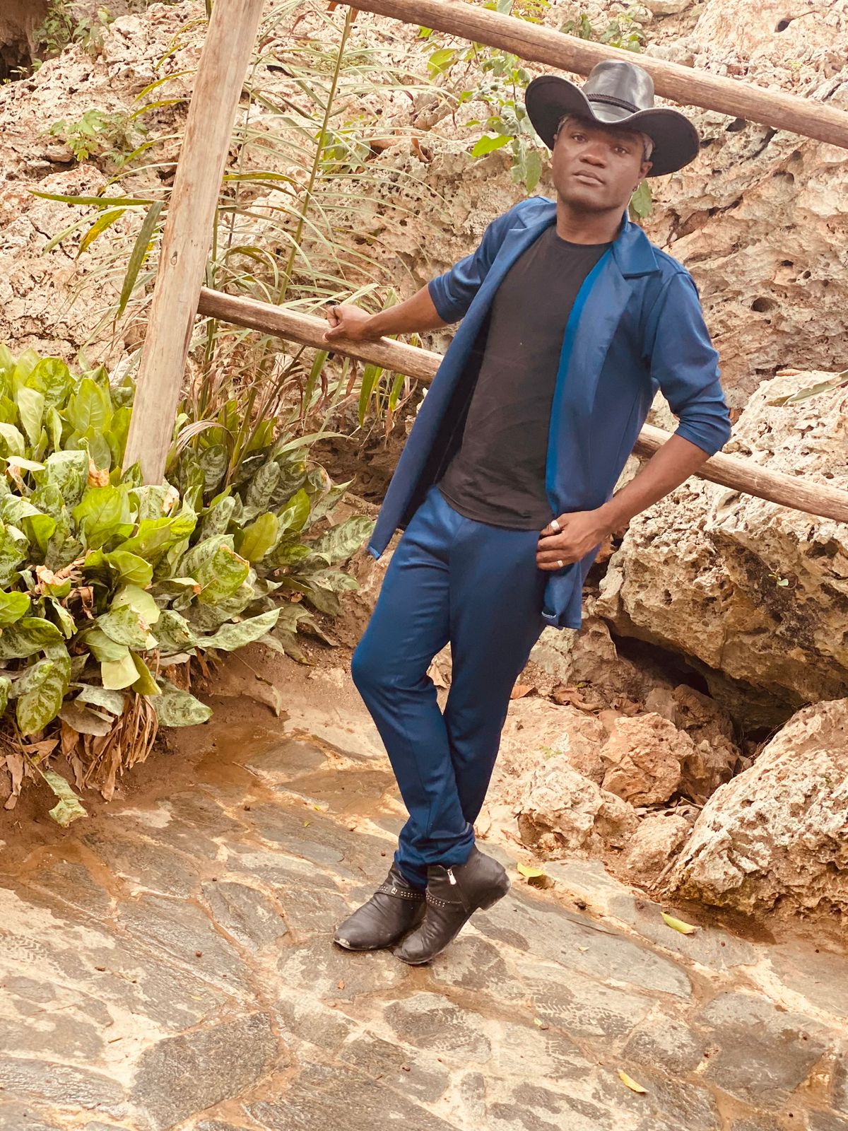 WhatsApp Image 2025-08-09 at 17.33.52